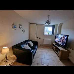 5 Apartment