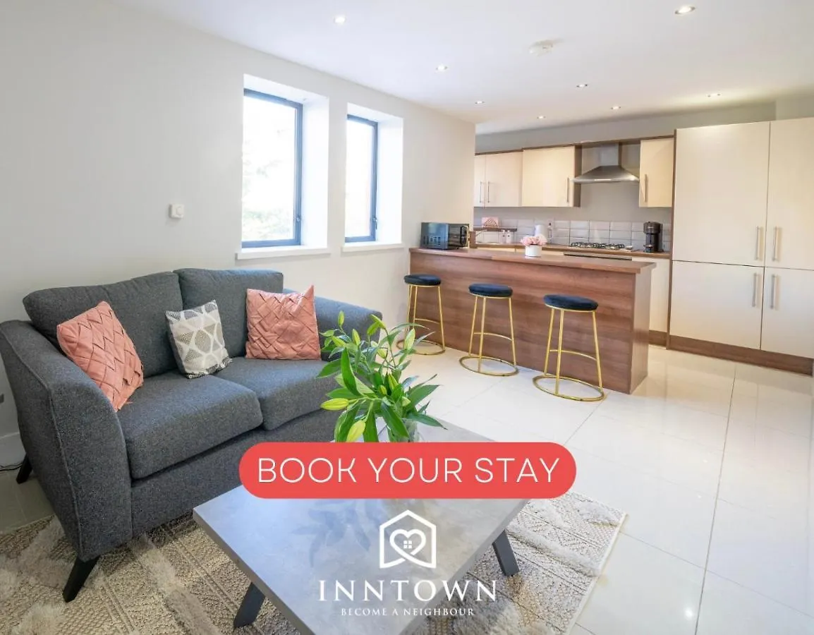 Botanic Apartment Sleeps 6 Belfast